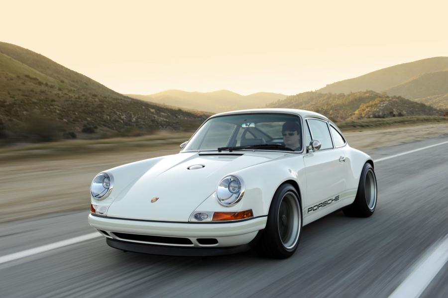  Porsche 911 by Singer 2011 года  (фото 56 из 159)